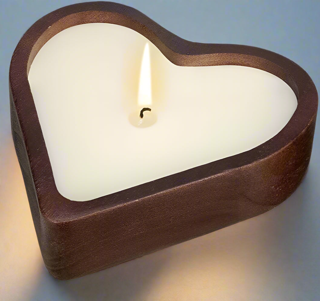 Love In The Air Wooden Heart-Shaped Candle 3wick