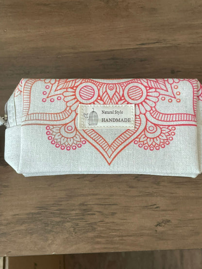Melanated Women Cosmetic Bag — Afrocentric & Affirmation Styles