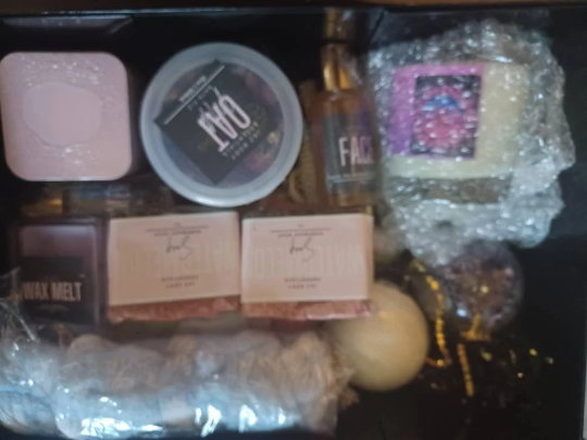 Pretty Queen Self Care Kit - JAZ Body Essentials