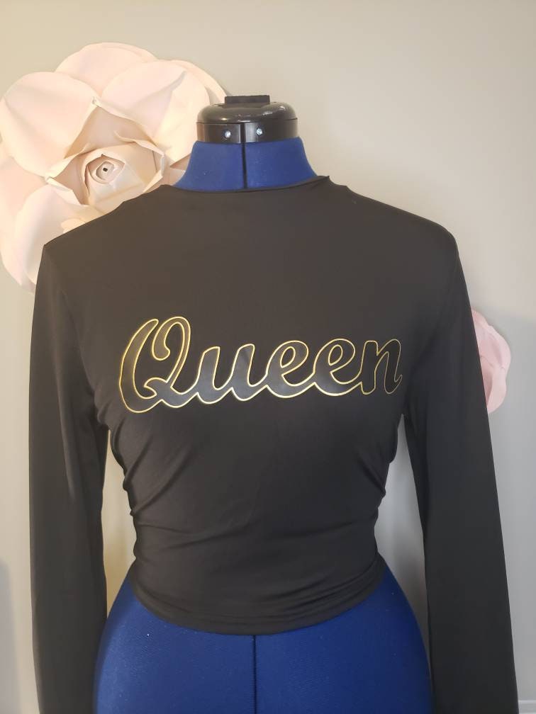 Long Sleeve Crew Neck Fitted Crop Top | Print Queen Long Sleeve Top - JAZ Body Essentials